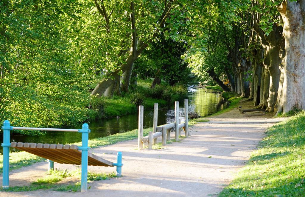 Sous Les Courtines Hébergement de vacances *